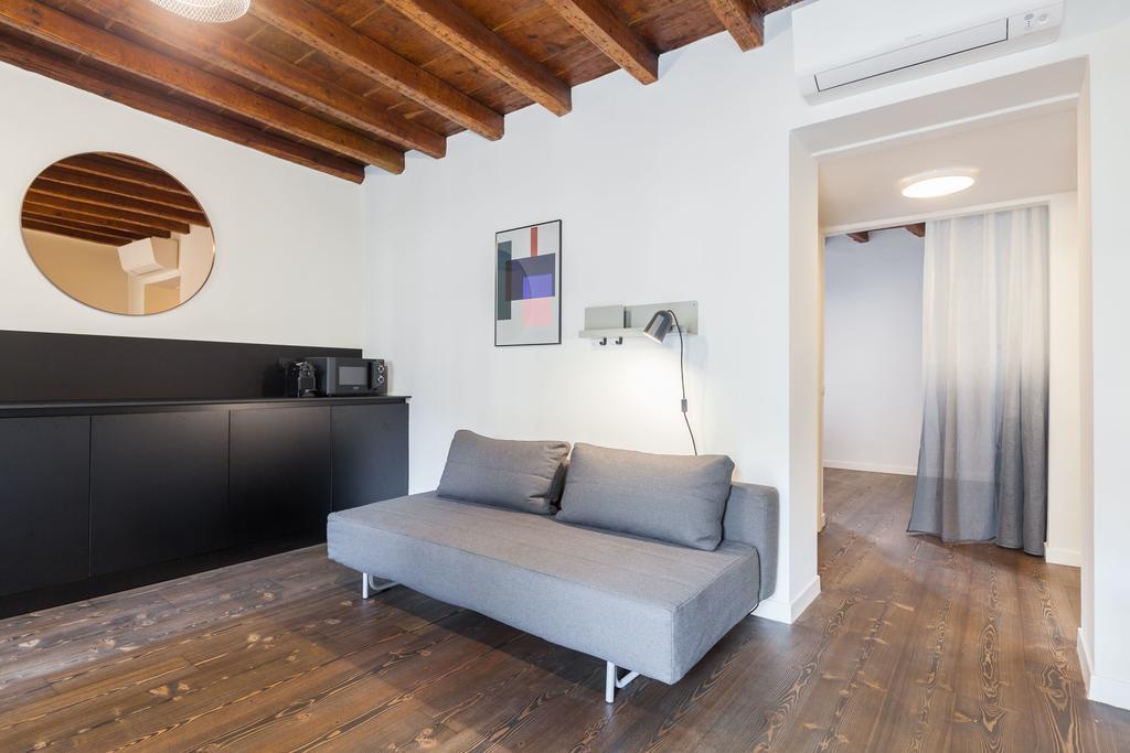 Milano Suite - Downtown Екстер'єр фото